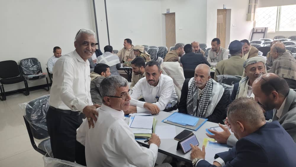 " بالتعاون مع المعهد ، بدء دورة لتنمية المهارات القيادية والإشرافية بمحافظة صنعاء" 