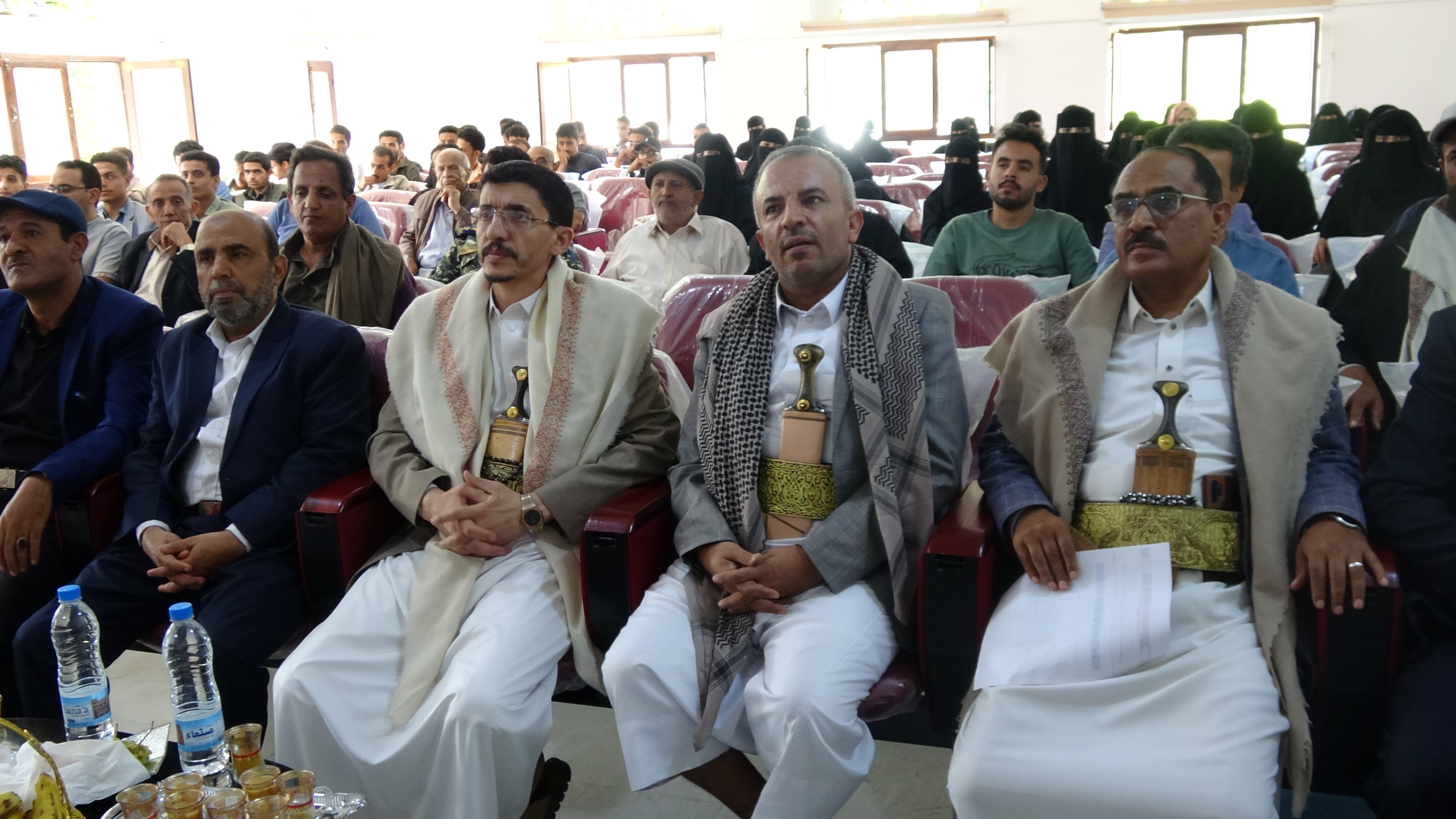  "المعهد الوطني للعلوم الإدارية ينظم ندوة ثقافية عن الإمام زيد عليه السلام "